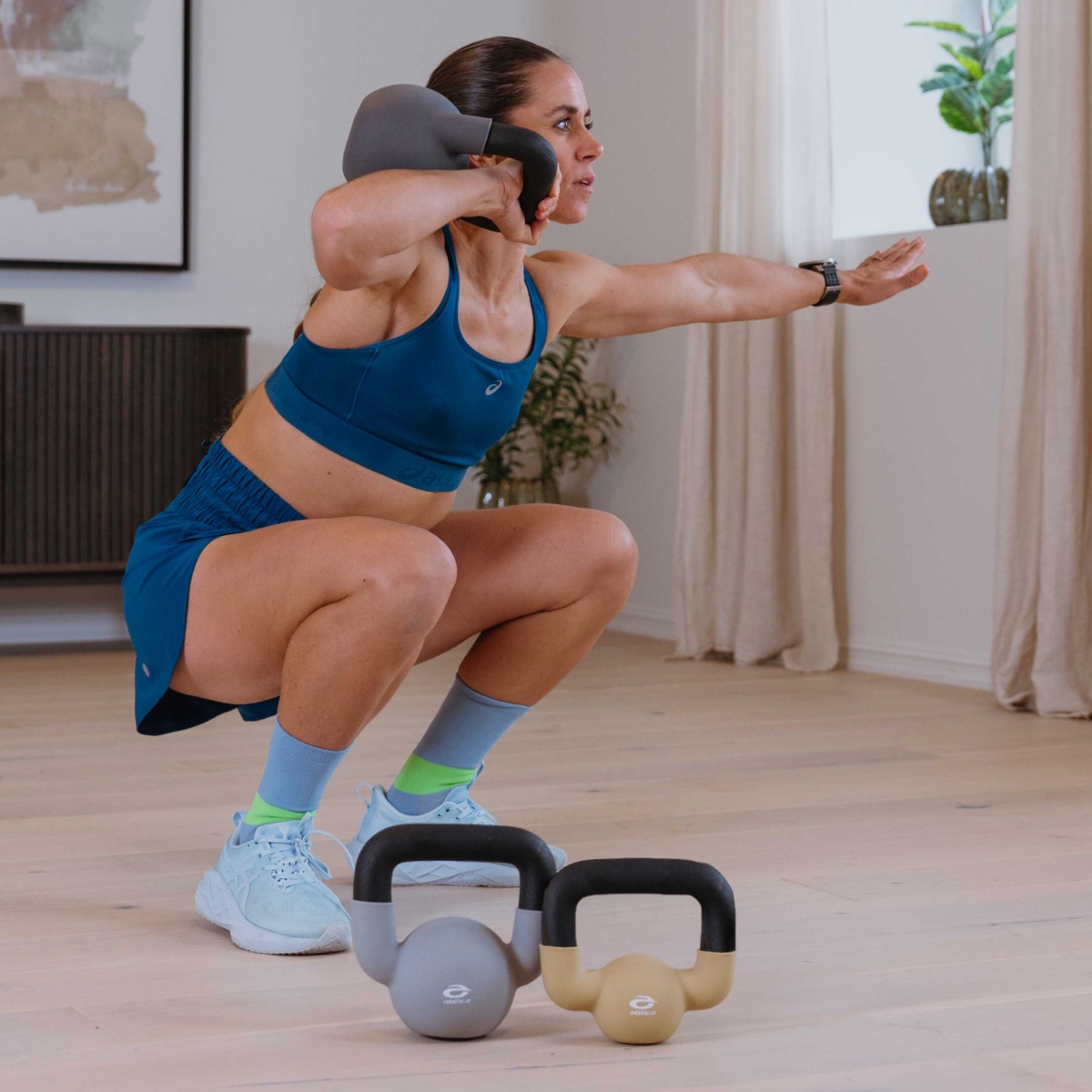 abilica-kettlebell-covered-fonte-8-kg-n-opr-ne image 2